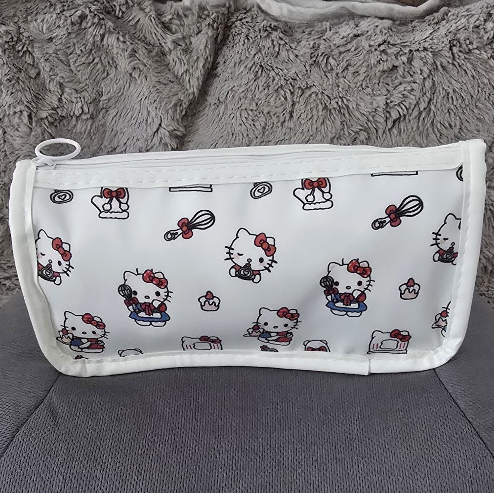 Hello Kitty White Cosmetic Pouch